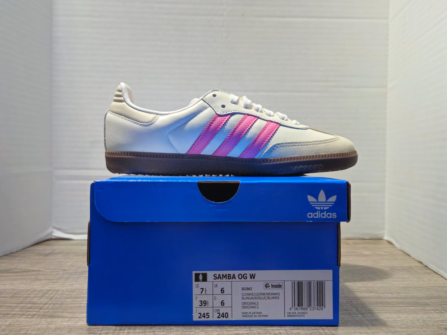 Adidas Samba OG (W) 'Lucid Pink'